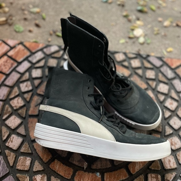 Puma XO Parallel x The Weekend Size 10 - Picture 3 of 9